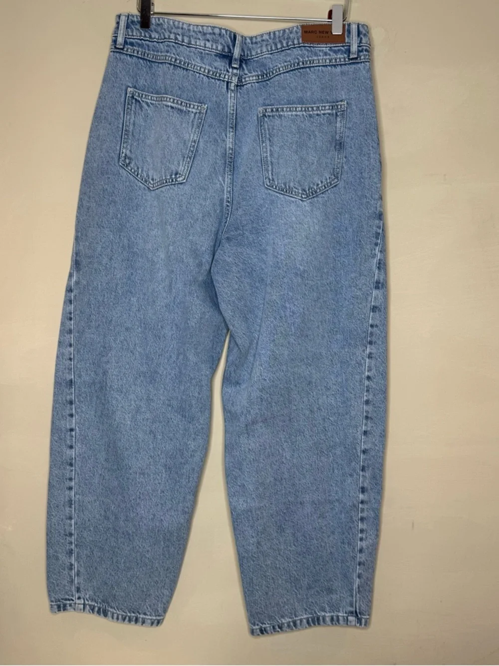 Marc New York Barrel Leg Jeans Size 14 Light Wash High Rise Denim - Picture 4 of 11